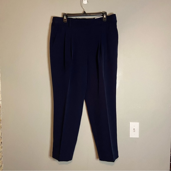 LOFT Pants - ✨ LOFT Pull-On Ankle Pants – Size Large – NWT ✨